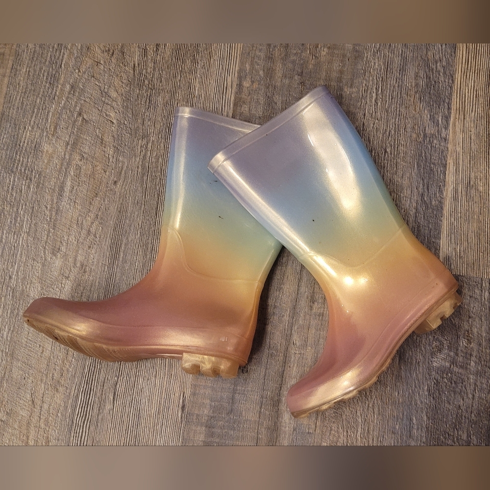 Cat & Jack rainbow Rubber rain boots Little Girls Sz 13 Style Water Resistant